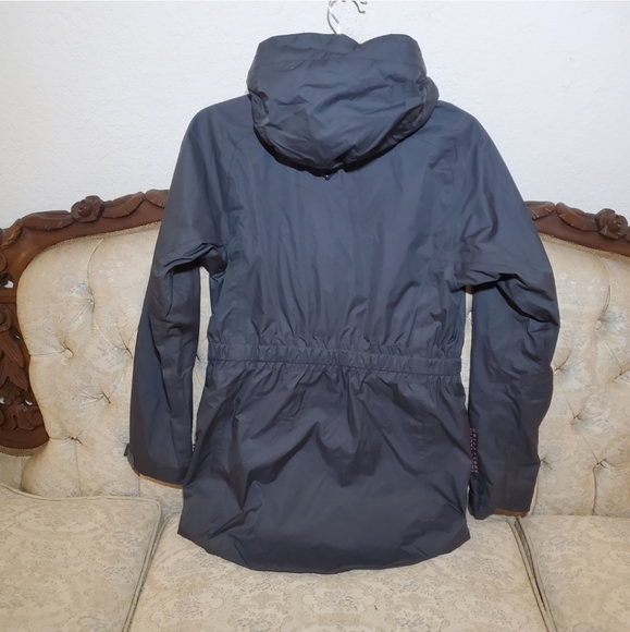 Helly Hansen Jacket - Picture 2 of 6